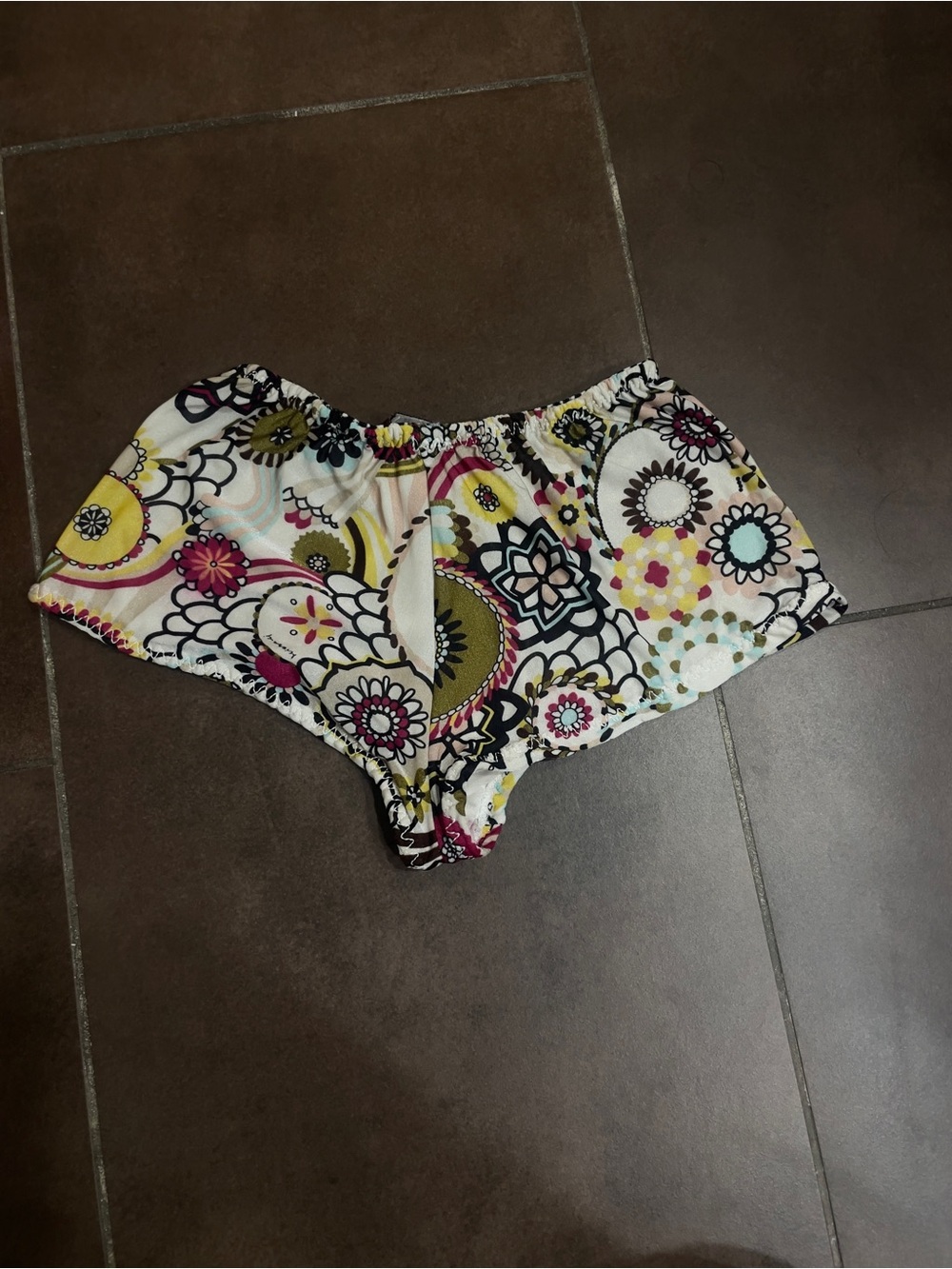 Missoni Floral Print Shorts with Multicolor Accents - Picture 2 of 3